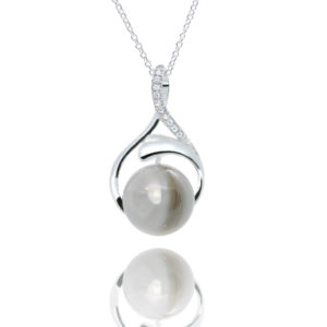 bijou collier mèche de cheveux boucle